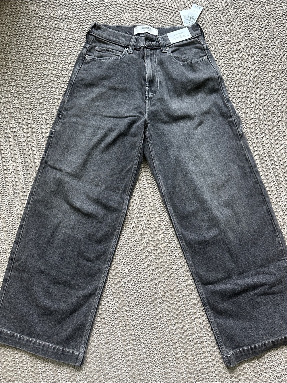 Hollister Men's Relaxed Wide-Leg Charcoal Denim Jeans